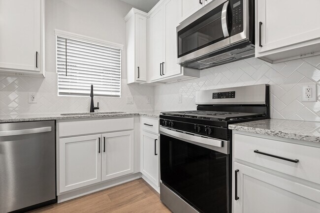 Photo - 21535 Bluebonnet Bay Dr