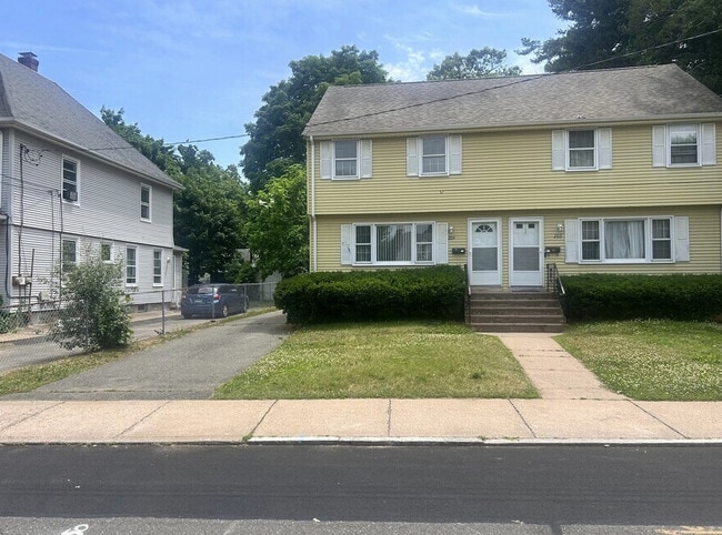 204 School St