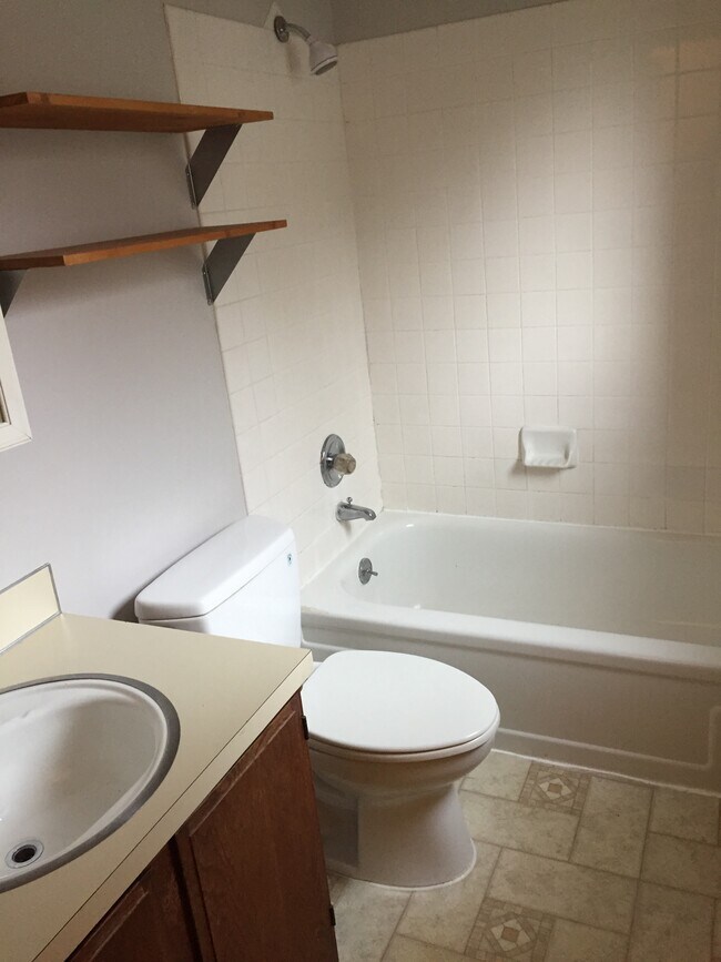 Photo - 5050 California Ave SW Unit 2
