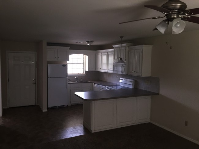 Photo - SouthGate Inn