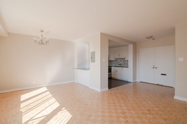 Photo - 4555 Av. Bonavista Unit 503
