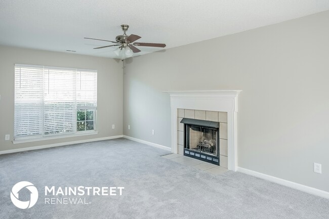 Photo - 135 Bellelaine Dr