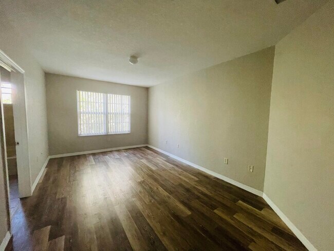 Photo - 152 SW Peacock Blvd Unit 27205