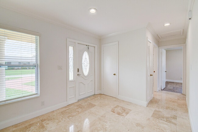 Photo - 15021 Jackson Rd