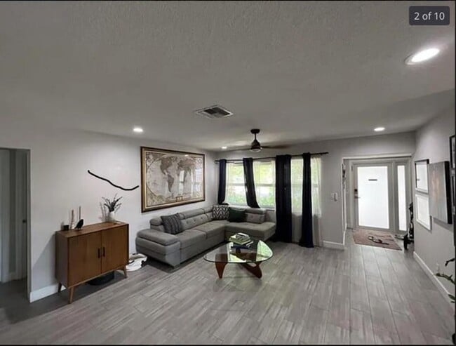 Photo - 208 Sandpiper Ave