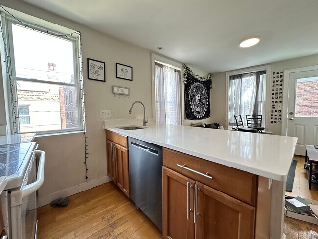 Photo - 836 Huntington Ave Apartment Unit 3