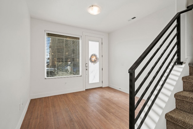 Photo - 11237 S Freestone Rd