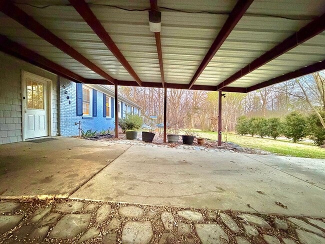 Photo - Charming Ranch with Fireplace, Two Living Areas & Large Lot – Minutes to Downtown