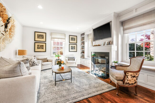 Photo - 15 Overlook Pl