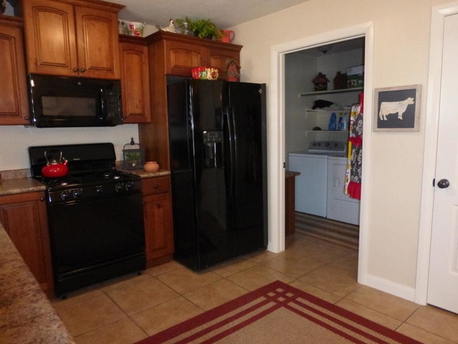 Cocina - 370 1425 N St