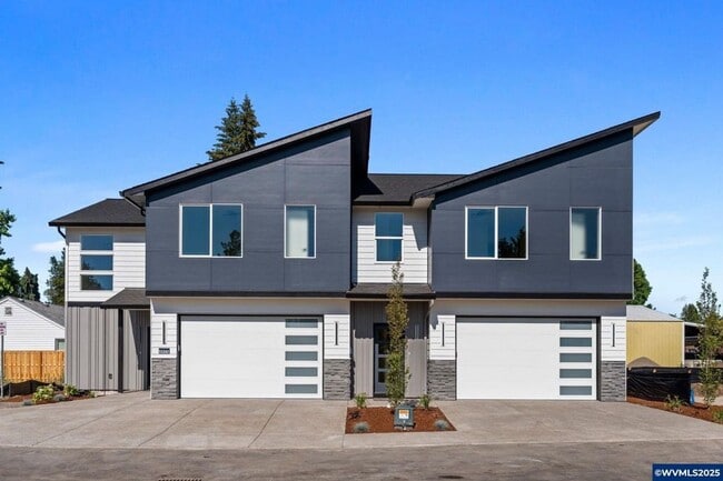 Building Photo - Modern and Unique 3BR Duplex in Keizer! Built in 2024!