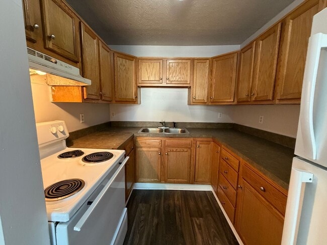 Photo - 421 Poplar Level Ct Unit 207