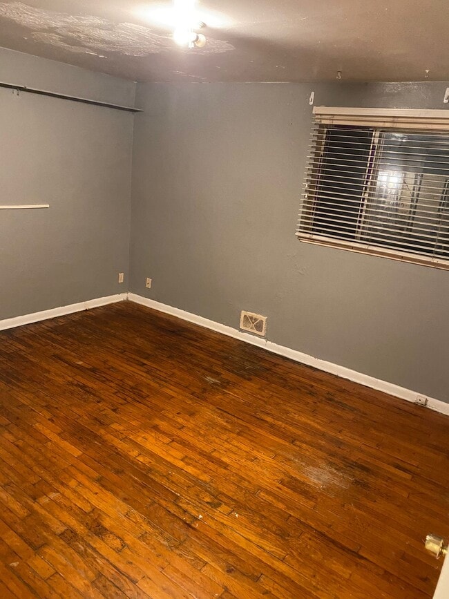 Photo - 775 S Leyden St