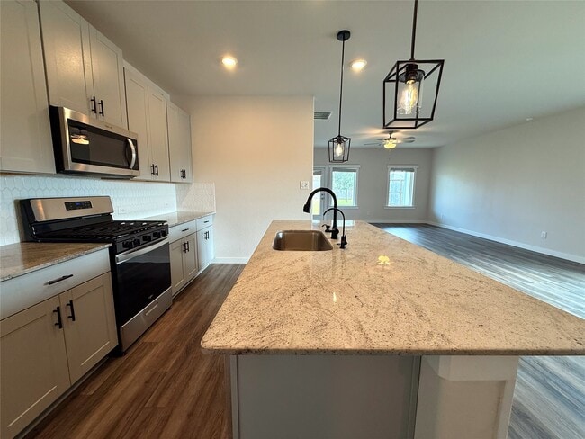 Photo - 204 Brks Mnr Ct