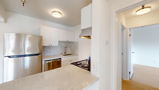 Photo - 2031 Castro St Unidad 11A