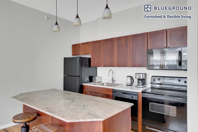 Photo - 343 S Dearborn St Unit FL13-ID673