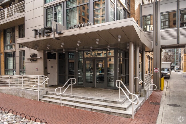 Photo - L at City Vista