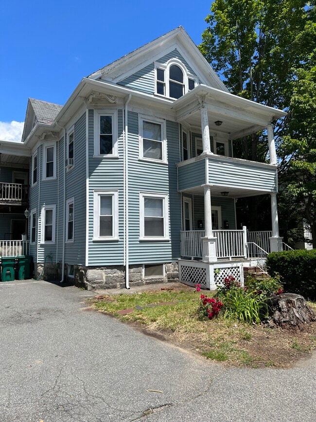 Apartment Building - 677 Westford St Unit 1