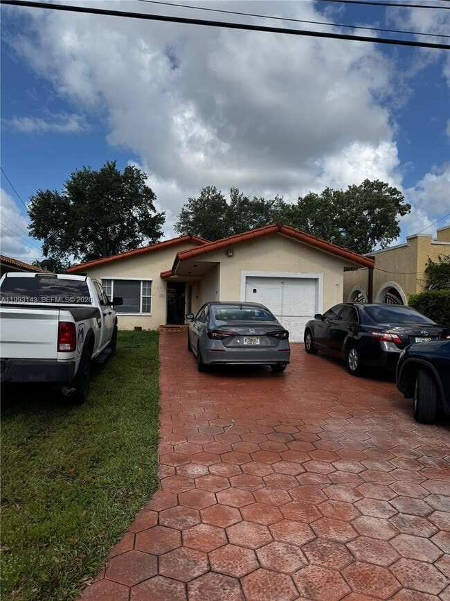 Photo - 2194 SW 57th Ct