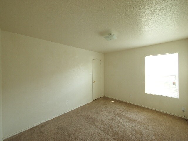 Photo - 5304 Lauren Lea Unidad B