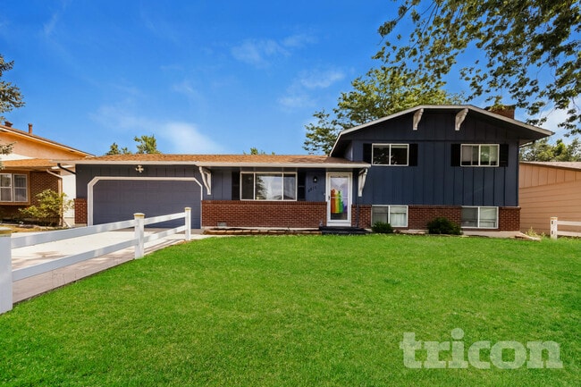 Building Photo - 4615 El Camino Dr