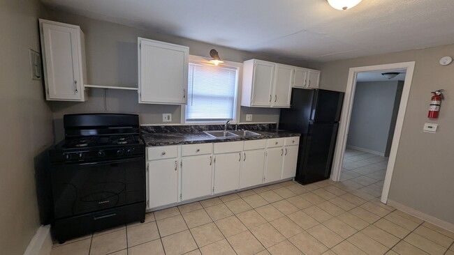 Photo - 1012 Bridge Ave Unit 3