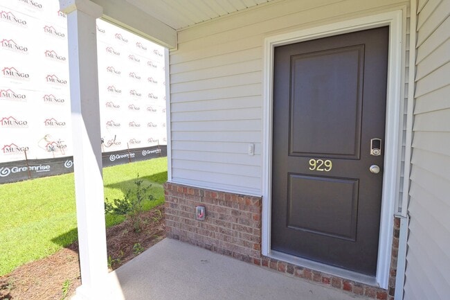 Photo - Beautiful Home in PRIME Lexington location!