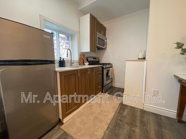 Photo - 45 St Paul St W Unit Suite 4