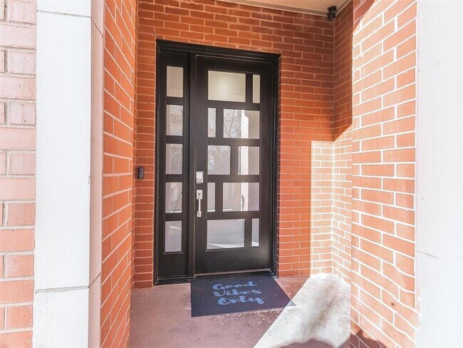 Photo - 109 NE 3rd St