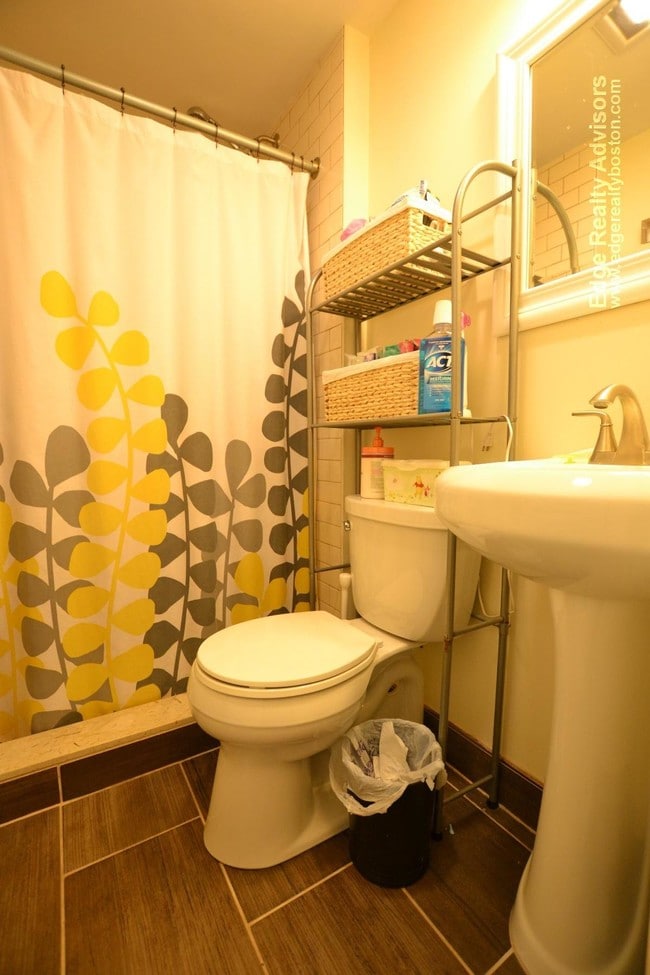 Photo - 214 Arlington St