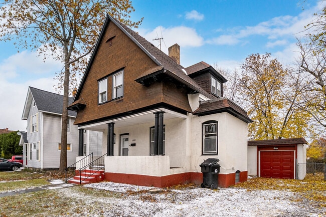 Photo - 1453 W 101st St Casa