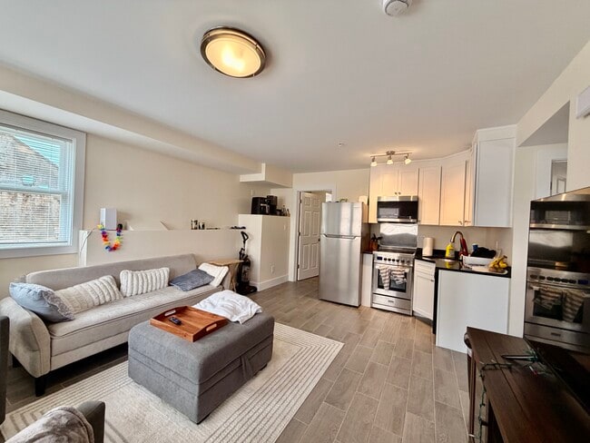 Photo - 13 Dalby St Unit 1