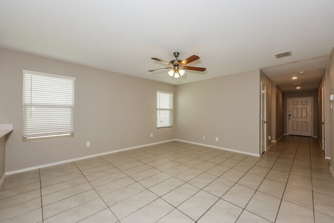 1149 Crestview Dr