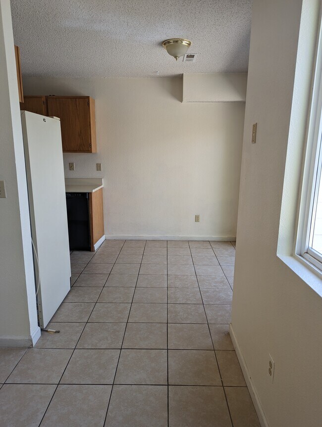 Photo - 1415 Boswell Dr