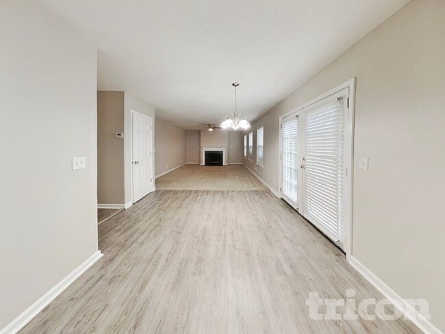 Photo - 1030 Riverclift Dr