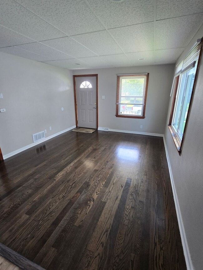 Photo - Updated 2 Bedroom Ranch