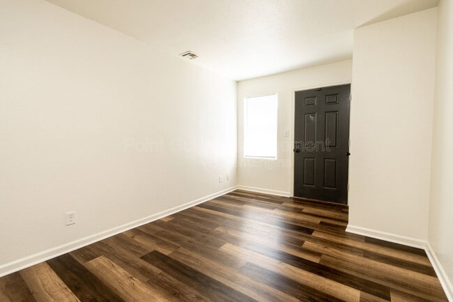 Photo - 1318 N Piatt Ave Unit Apt B