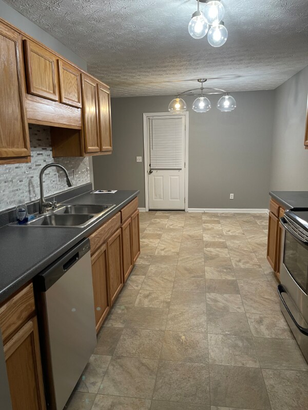 Photo - 160 Red Hawk Dr