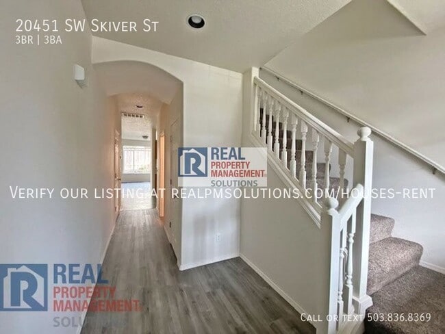 Photo - 20451 SW Skiver St