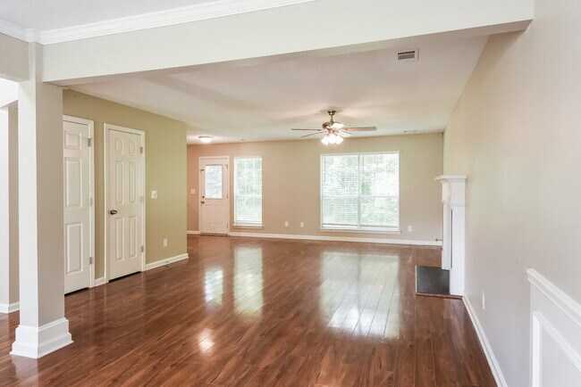 Photo - 2311 McMurry Dr