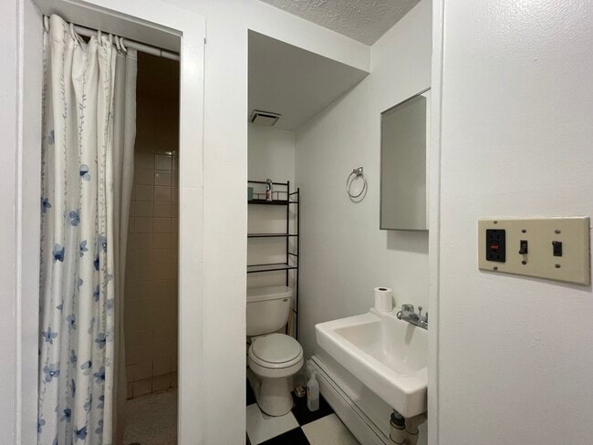 Photo - 53 Gardner St