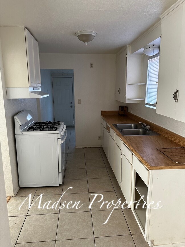 Photo - 1966 Idora St