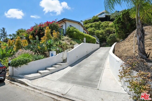 Building Photo - 1317 Devlin Dr Rental