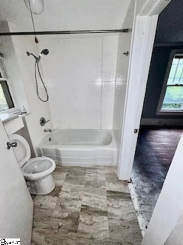 Photo - 533 Farley Ave