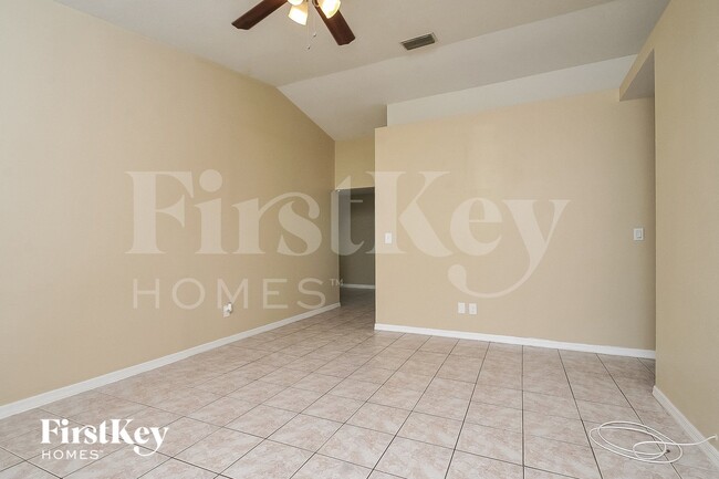 Photo - 449 Red Hawk Loop