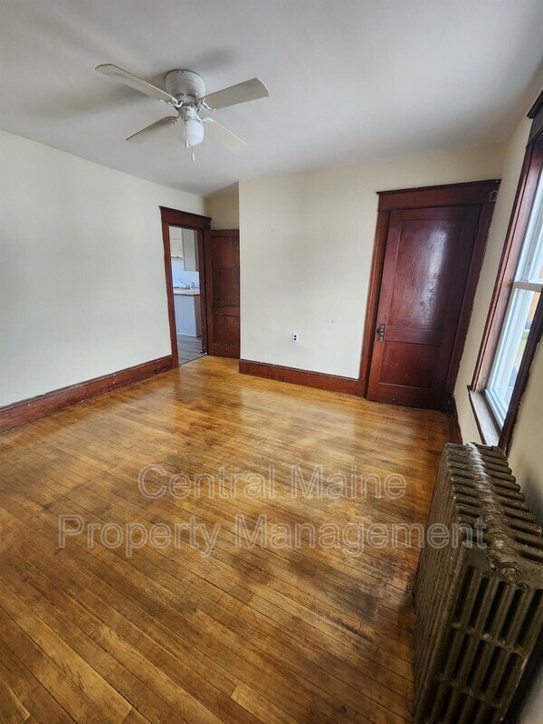 33 Bradley St Unit 3R