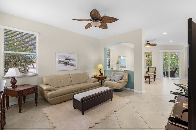 Photo - 9651 Spanish Moss Way Unit 4121