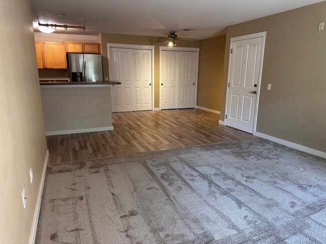 Photo - Spacious 2 bed 1 bathroom Condominium Unit 104