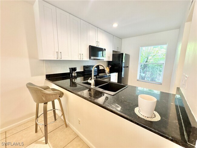 Building Photo - 1895 Courtyard Way Unit 101B Rental