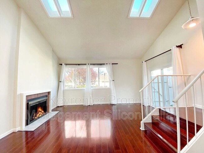 Photo - 1056 Michelangelo Dr